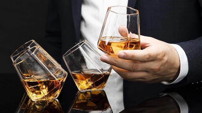 What Type of Glass is Best for Scotch