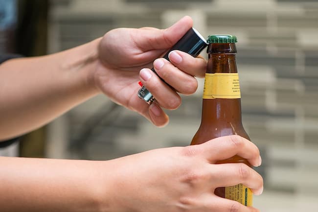 how to open beer with lighter